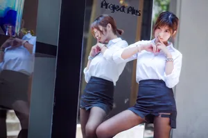 日本女优艺术袜图片