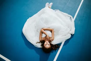 美女个人婚纱照图片_1