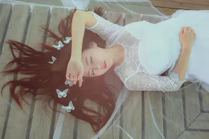 中国美女梦幻婚纱写真_1