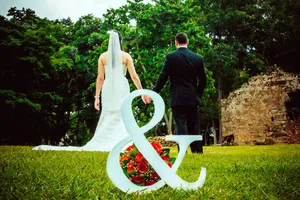 牵手婚纱照图片_1