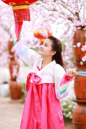 古装韩服美女图片_1