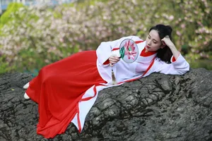 彩霞仙子古装图片_1