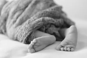 初生婴儿小脚丫图片_1