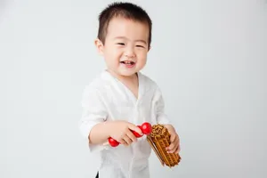 可爱卖萌小男生图片