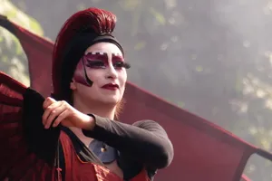 舞台演员少妇图片