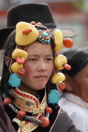 西藏民族女孩图片_1