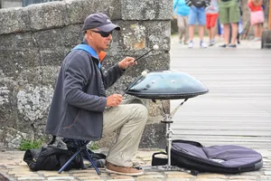 街头打击乐艺人图片_1