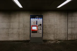 自助外币兑换机图片_1