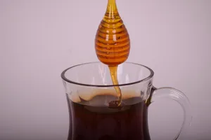 纯天然野生蜂蜜图片