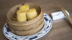 蒸笼鸡蛋包图片