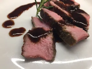美味烤牛肉片图片_1