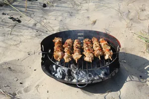 沙滩烤羊肉串图片_1