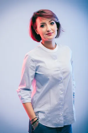 白领女图片