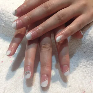 斜法式美甲图片_1