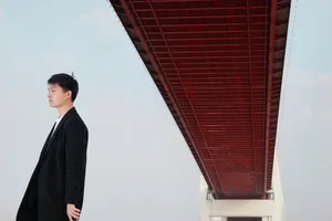 中国帅哥侧颜图片第1张
