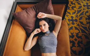 美女写真艺术照姿势