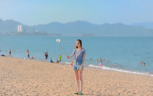 海滩自拍美女图片_1