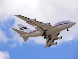 空中的民航客机图片第张