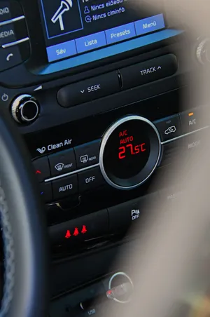 汽车仪表板图片第张