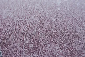 冬天红色的车结霜图片第张