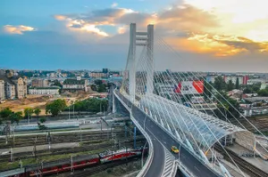 城市中的悬索桥图片第张