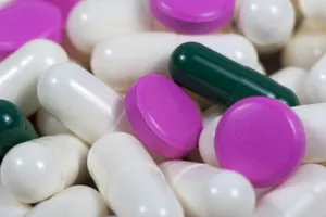纯色西药胶囊图片第1张