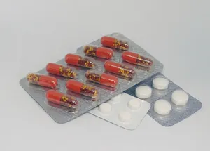 一个胶囊一个药丸图片_1