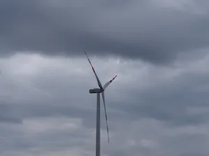 风力发电机风车图片第1张
