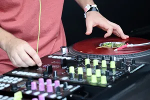 DJ打碟机设备图片_1