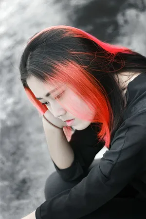 挑染美女图片_1