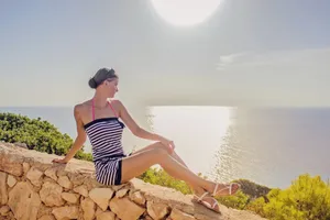 清凉装美女图片
