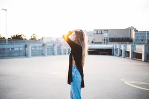 夏天街拍美女图片