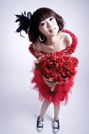 高清玫瑰花美女图片