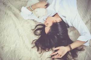 治愈系性感美女图片第1张