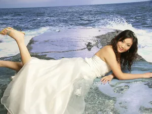 婚纱设计美女图片
