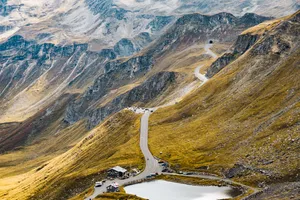 高山公路摄影图片第1张