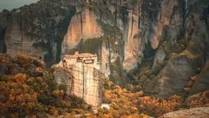 险峻的米特奥拉修道院图片_10