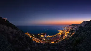 摩纳哥海湾夜景风景图片_3