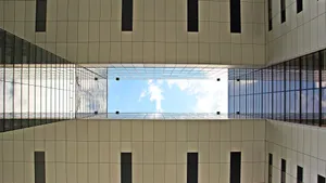 仰视高楼大夏图片_7