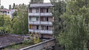 废弃的房屋图片_2