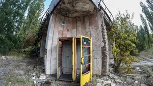 废弃的房屋图片_4