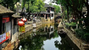 江苏甪直古镇图片_4