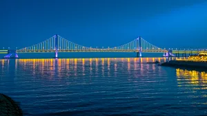 天津滨海新区夜景图片_4