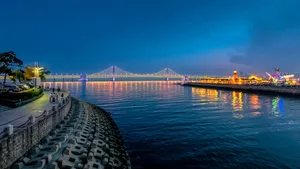 天津滨海新区夜景图片_5