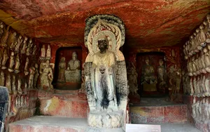 四川广元千佛崖石窟风景区_4