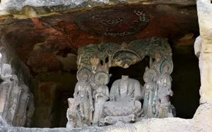 四川广元千佛崖石窟风景区_8