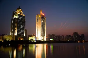福建厦门清凉夜景壁纸_8