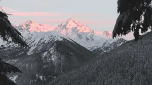 山区雪山雪景图片_6