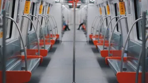 干净整洁的地铁图片_2