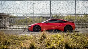 宝马BMW i8混合动力跑车图片壁纸_5